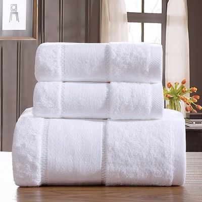 Benutzerdefiniertes Logo Soft Absorbent 100% Baumwolle Gesicht Hand Bad Hotel Handtuch